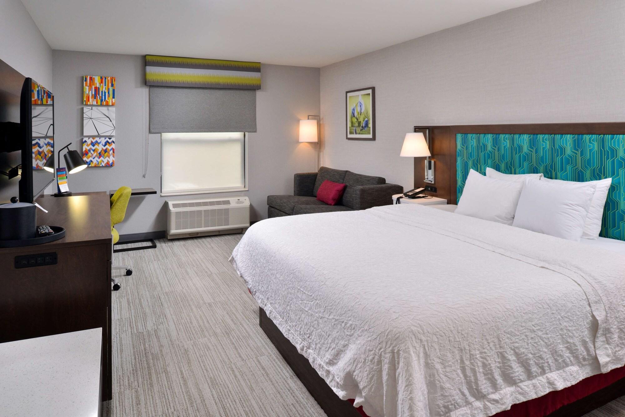 Hampton Inn Laporte Exterior photo