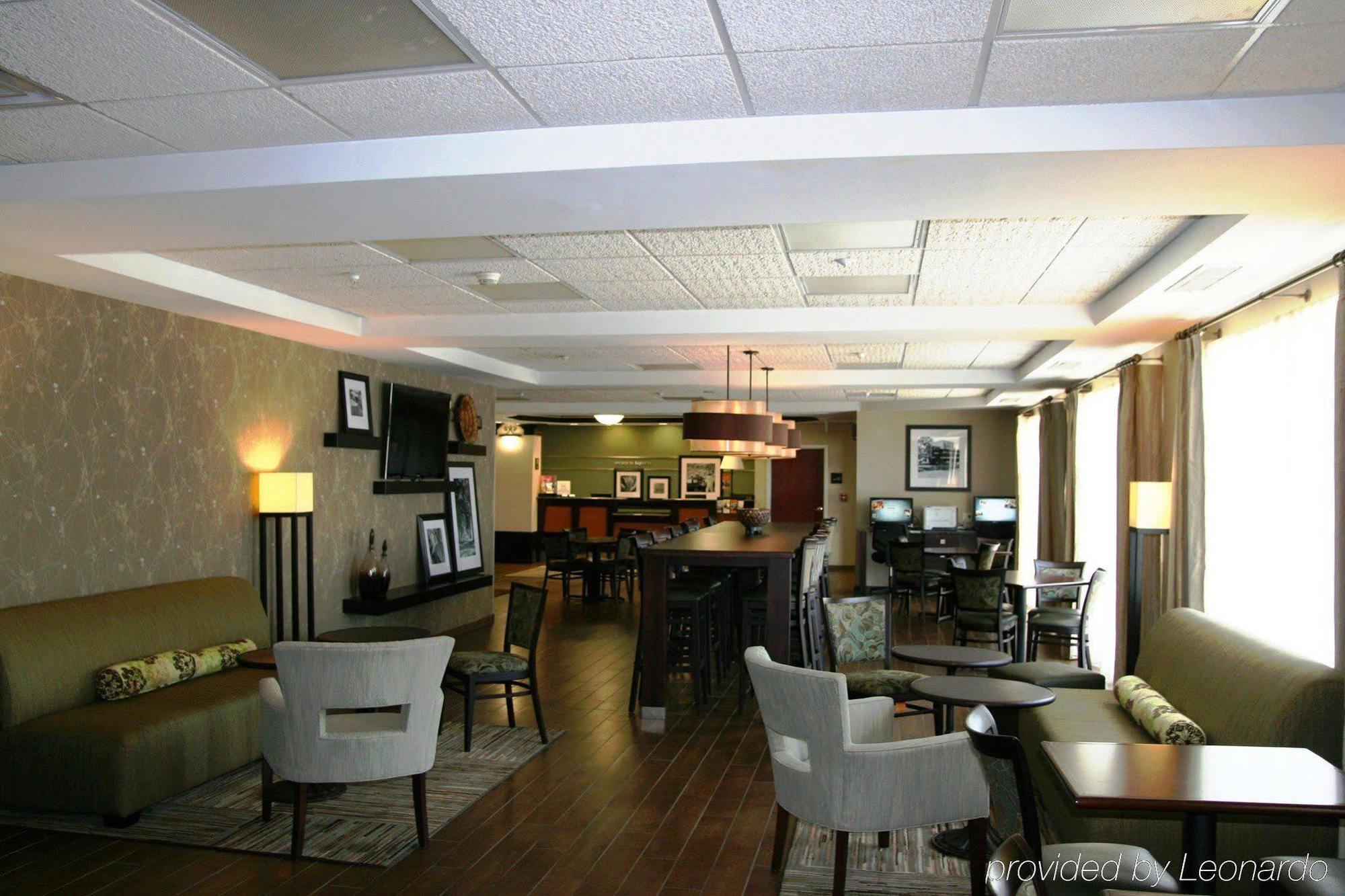 Hampton Inn Laporte Exterior photo